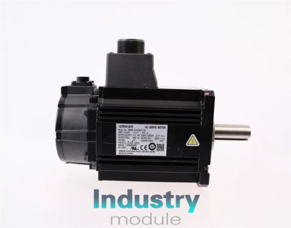 New in box Omron Servo Motor R88M-K1K530T-S2 Free Expedited Shipping - Image 3